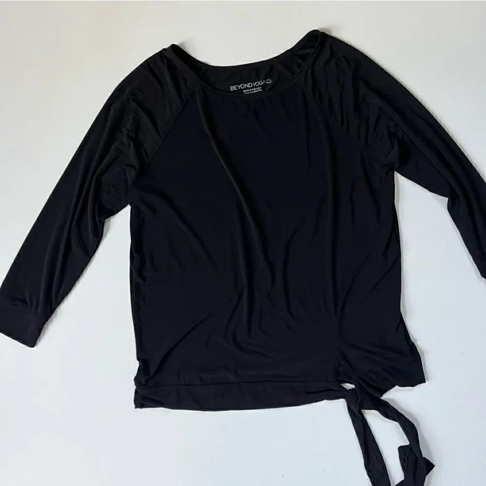 Beyond Yoga Side Tie Black Tee XS